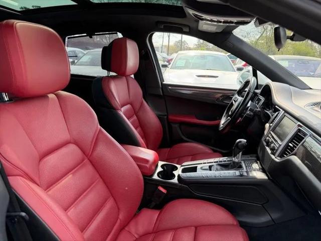2016 Porsche Macan S