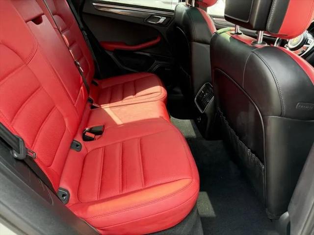 2016 Porsche Macan S