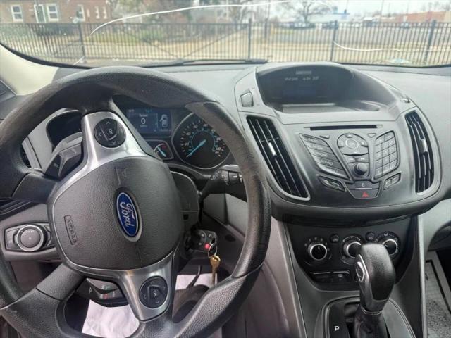 2014 Ford Escape S