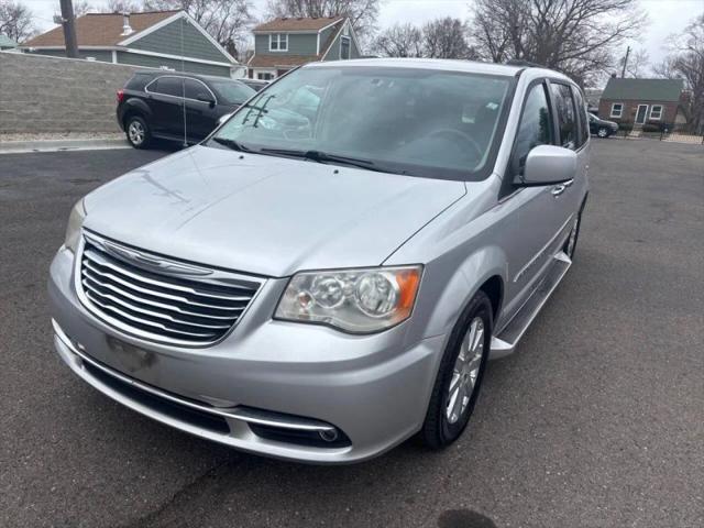 2011 Chrysler Town & Country Touring-L