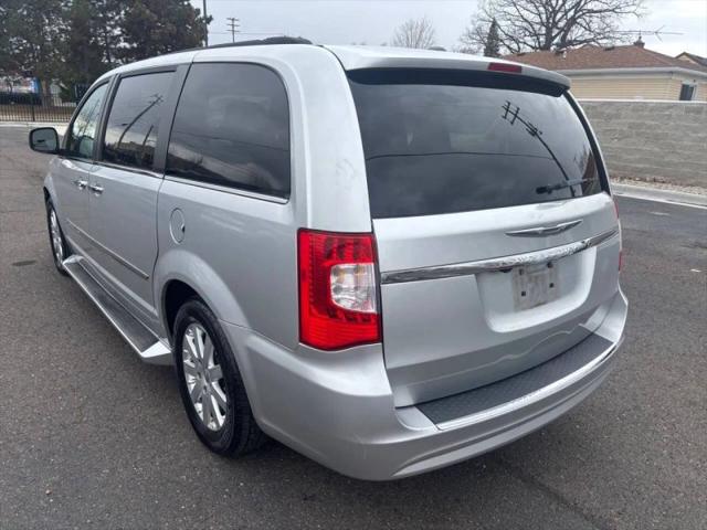 2011 Chrysler Town & Country Touring-L