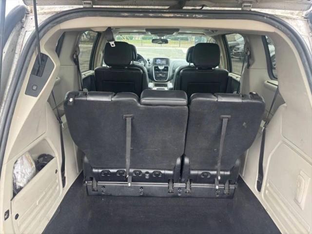 2011 Chrysler Town & Country Touring-L
