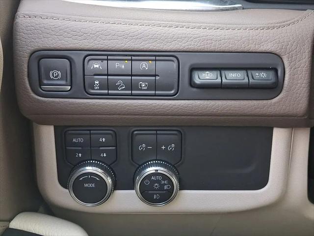 2023 GMC Yukon 4WD Denali