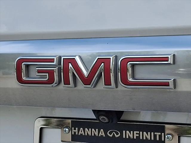 2023 GMC Yukon 4WD Denali