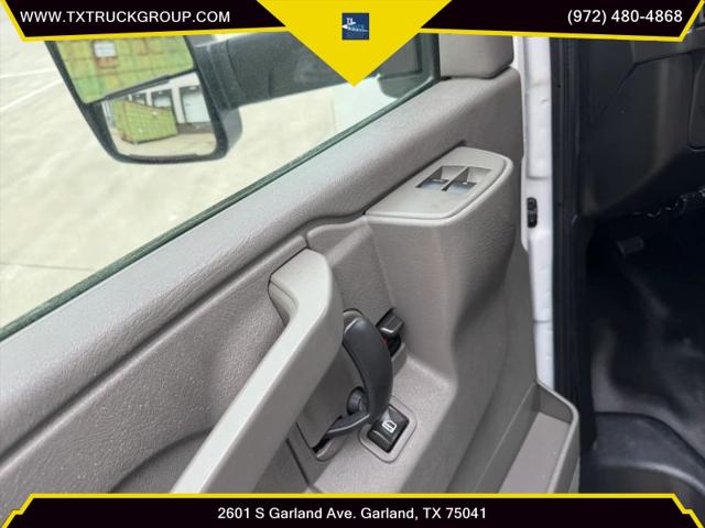 2017 Chevrolet Express Cutaway Work Van