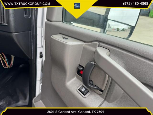 2017 Chevrolet Express Cutaway Work Van