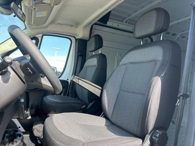 2026 Ram ProMaster 2500 Cargo Van Tradesman High Roof 159" WB w/Pass Seat