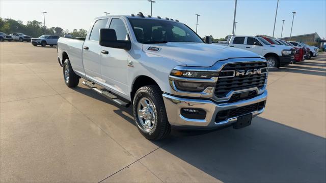 2026 RAM Ram 2500 RAM 2500 TRADESMAN CREW CAB 4X2 8 BOX