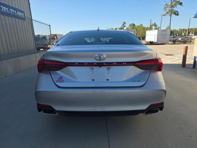 2019 Toyota Avalon XLE