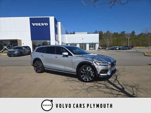 2025 Volvo V60 Cross Country Ultra, B5 AWD Gas (mild hybrid) for sale in Plymouth, MA