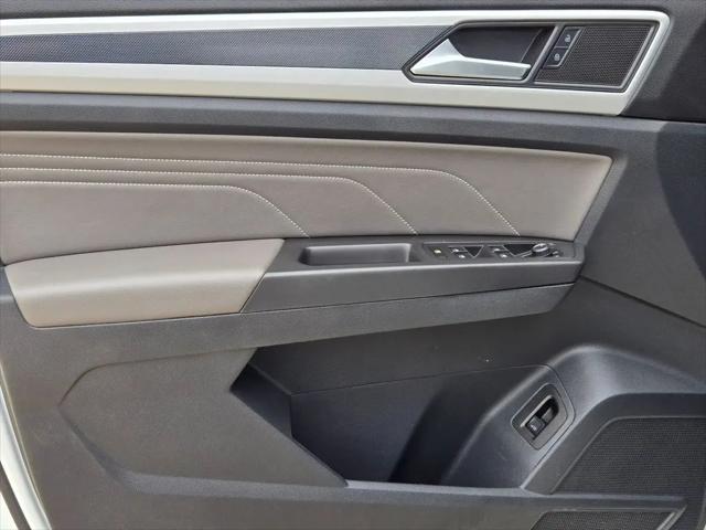 2022 Volkswagen Atlas Cross Sport 2.0T SEL