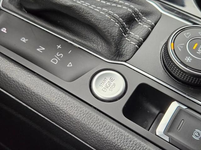 2022 Volkswagen Atlas Cross Sport 2.0T SEL