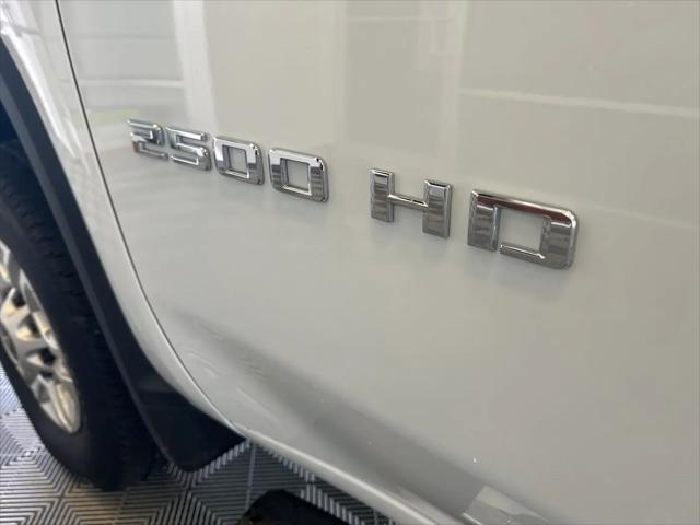 2025 Chevrolet Silverado 2500HD 4WD Crew Cab Standard Bed LT