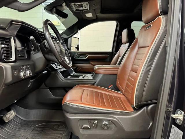 2024 GMC Sierra 2500HD 4WD Crew Cab Standard Bed Denali Ultimate