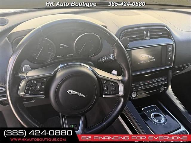 2018 Jaguar F-PACE 30t R-Sport