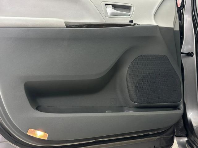 2020 Toyota Sienna XLE
