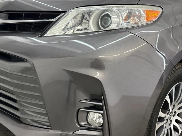 2020 Toyota Sienna XLE