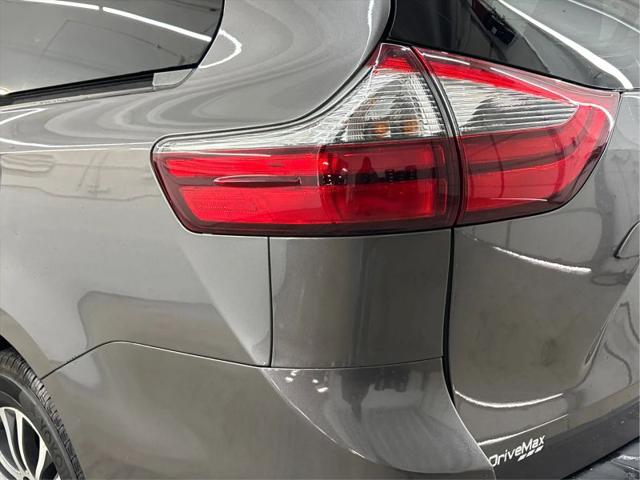 2020 Toyota Sienna XLE