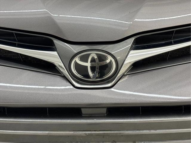 2020 Toyota Sienna XLE