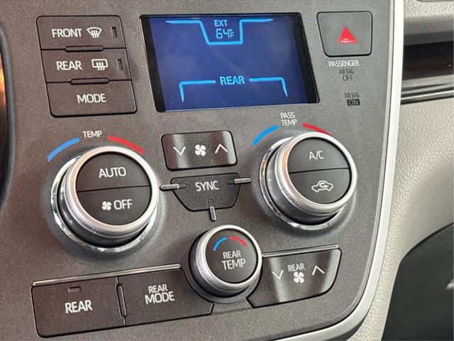 2020 Toyota Sienna XLE