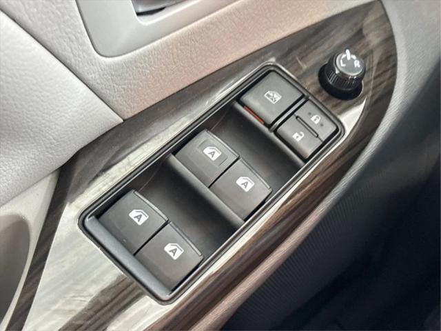 2020 Toyota Sienna XLE