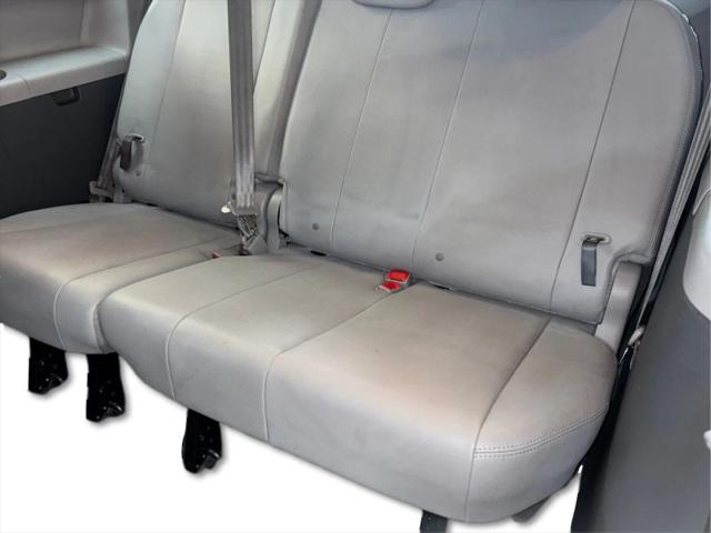 2020 Toyota Sienna XLE