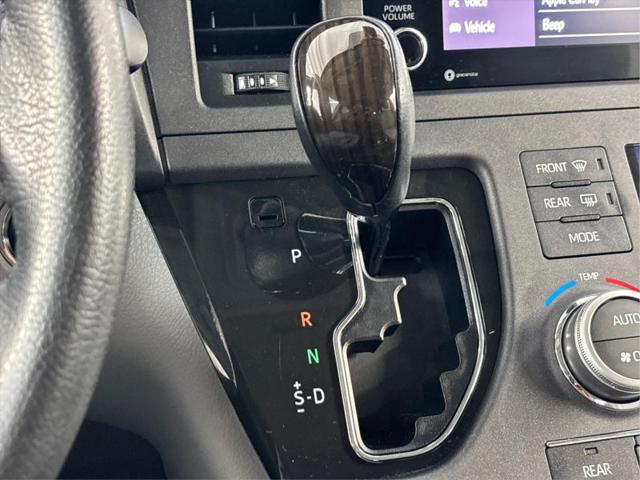 2020 Toyota Sienna XLE