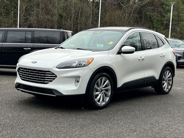 2022 Ford Escape Titanium Hybrid