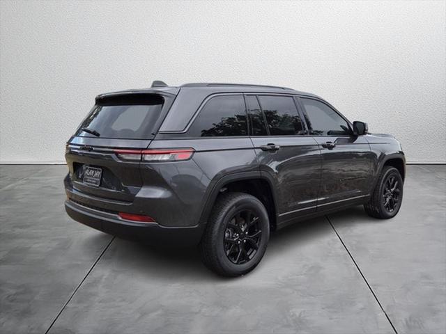 2026 Jeep Grand Cherokee Altitude 4x2