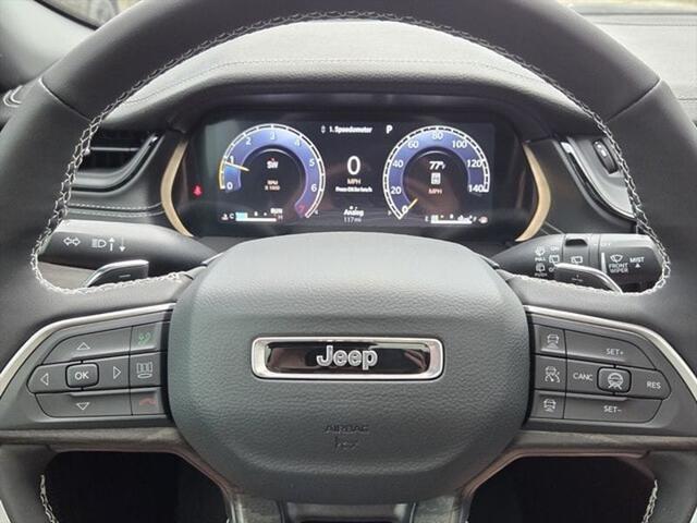 2026 Jeep Grand Cherokee Altitude 4x2