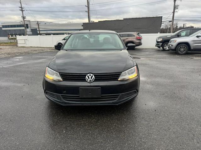 2011 Volkswagen Jetta 2.0L Base