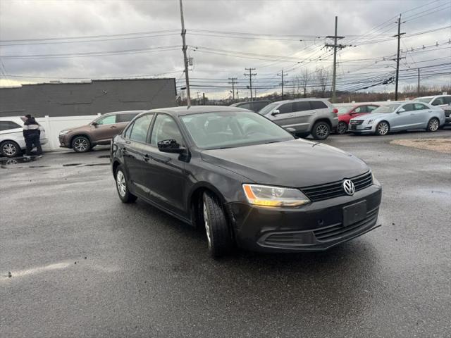2011 Volkswagen Jetta 2.0L Base