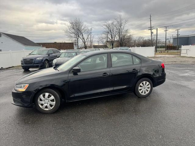 2011 Volkswagen Jetta 2.0L Base
