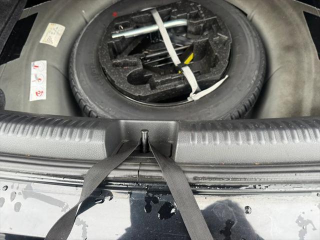 2011 Volkswagen Jetta 2.0L Base