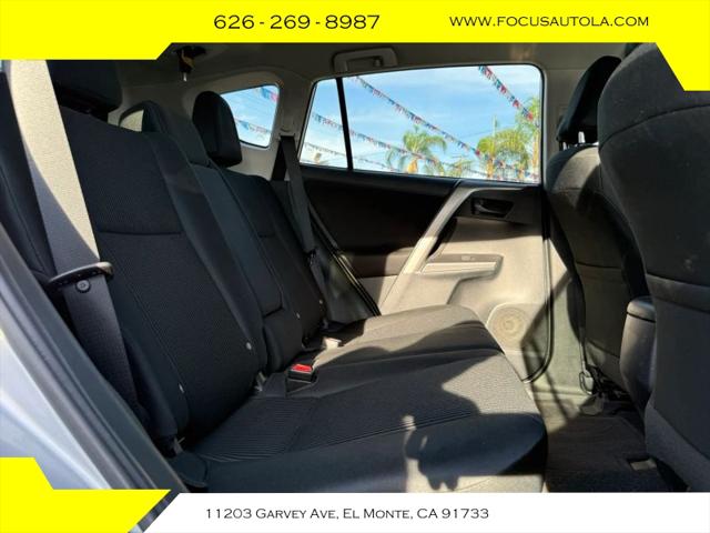 2017 Toyota RAV4 LE