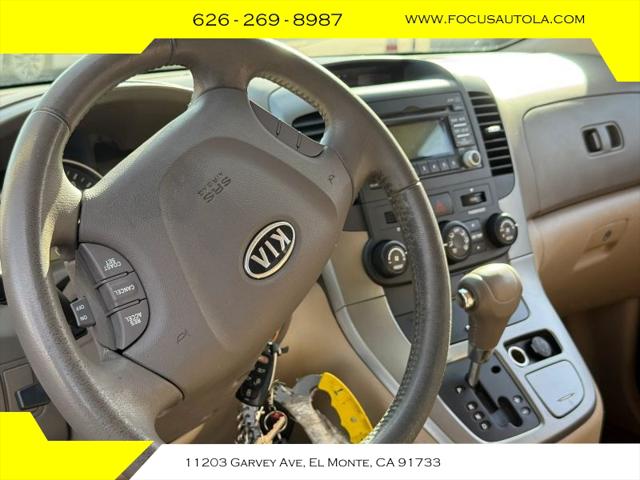 2009 Kia Sedona EX