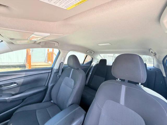 2024 Nissan Sentra SV Xtronic CVT