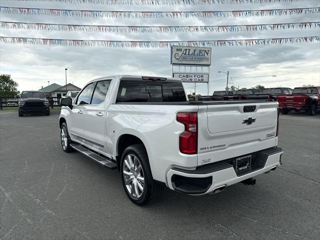 2022 Chevrolet Silverado 1500 4WD Crew Cab Short Bed High Country