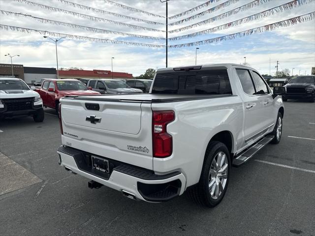 2022 Chevrolet Silverado 1500 4WD Crew Cab Short Bed High Country