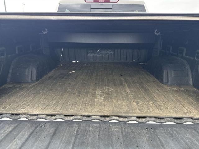 2022 Chevrolet Silverado 1500 4WD Crew Cab Short Bed High Country
