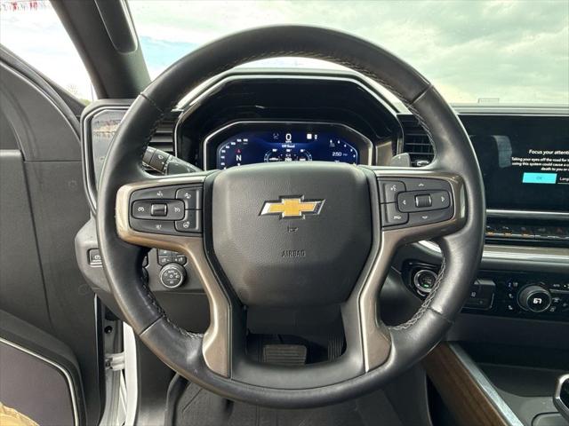 2022 Chevrolet Silverado 1500 4WD Crew Cab Short Bed High Country