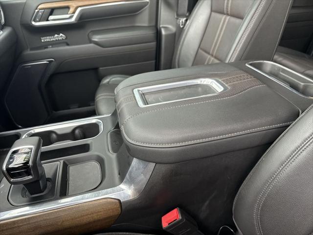 2022 Chevrolet Silverado 1500 4WD Crew Cab Short Bed High Country
