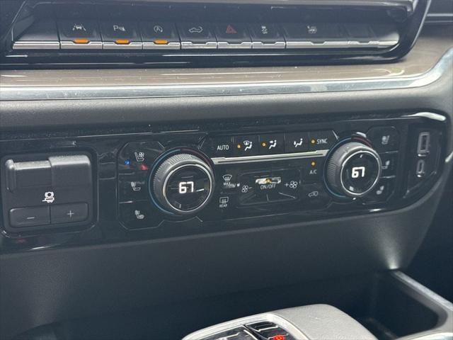 2022 Chevrolet Silverado 1500 4WD Crew Cab Short Bed High Country