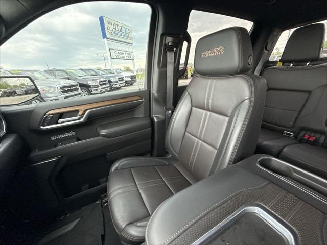 2022 Chevrolet Silverado 1500 4WD Crew Cab Short Bed High Country