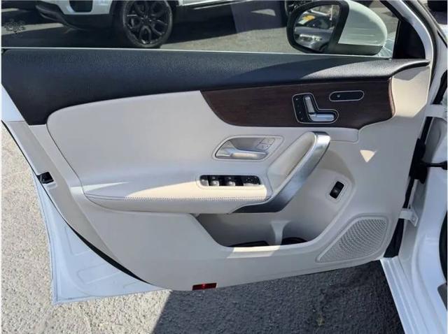 2019 Mercedes-Benz A 220 A 220