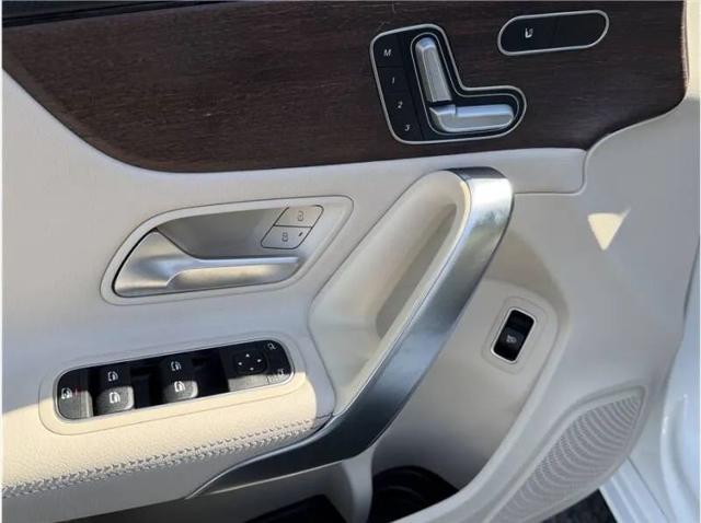 2019 Mercedes-Benz A 220 A 220