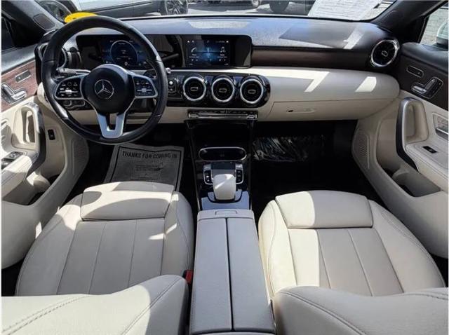 2019 Mercedes-Benz A 220 A 220