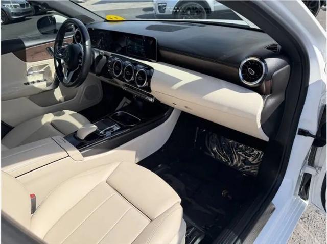 2019 Mercedes-Benz A 220 A 220