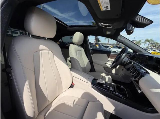 2019 Mercedes-Benz A 220 A 220