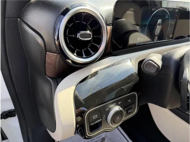 2019 Mercedes-Benz A 220 A 220